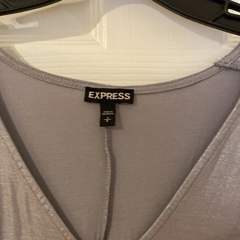 Express Top - Picture 2 of 4